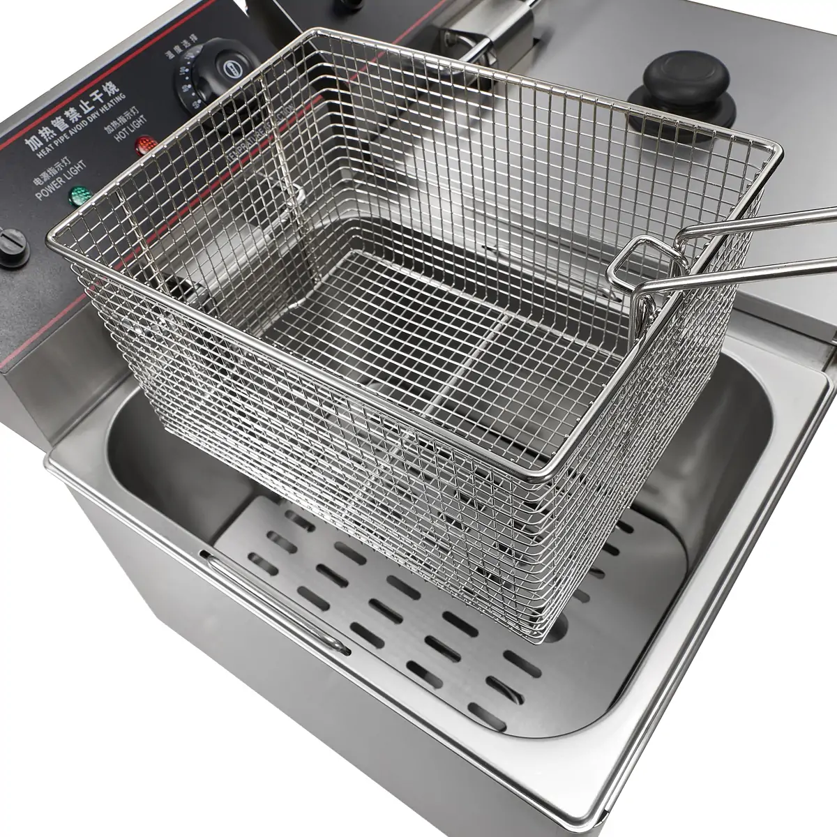 Double fryer oil tank and basket structure