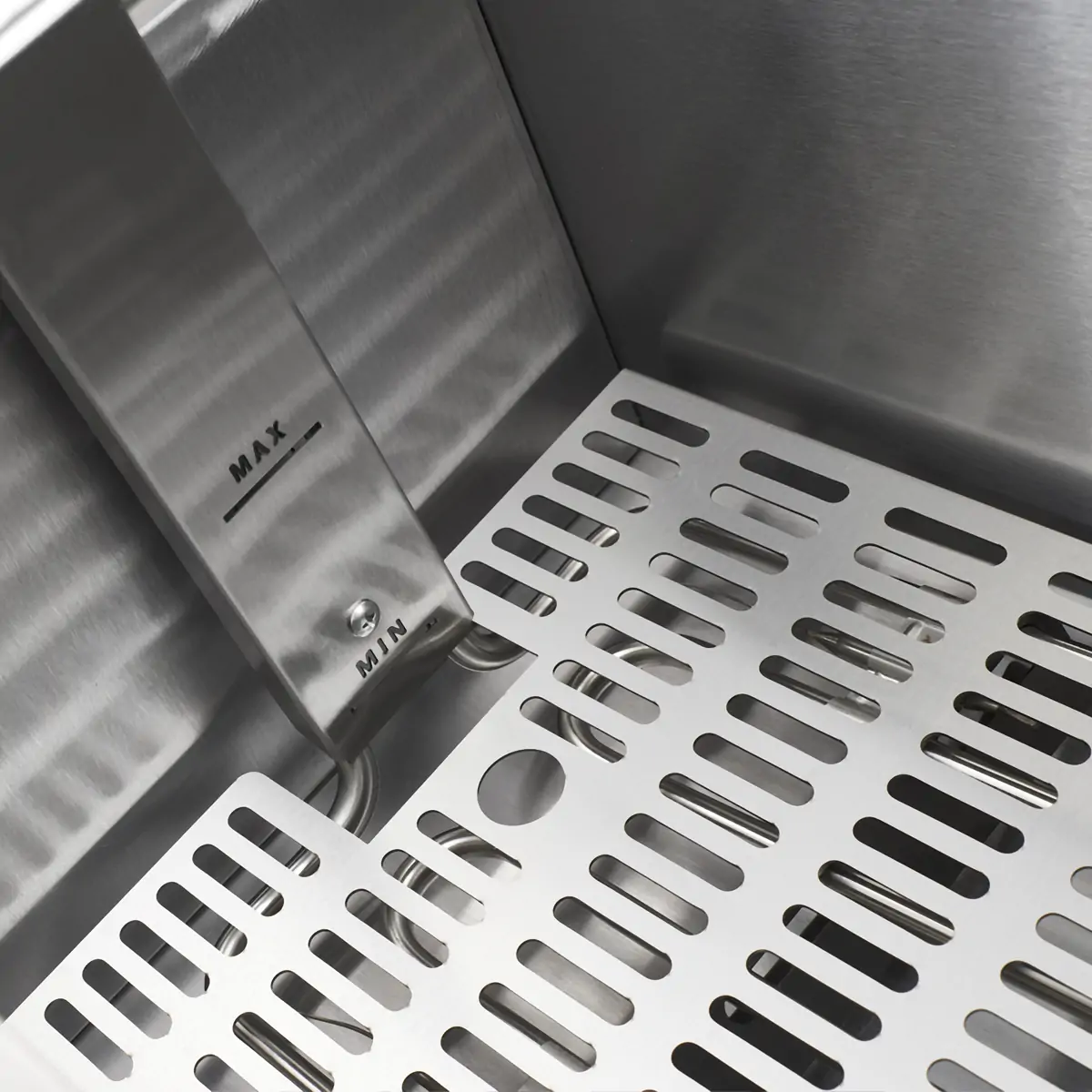 MIN MAX oil level marks and crumb separator inside commercial electric fryer