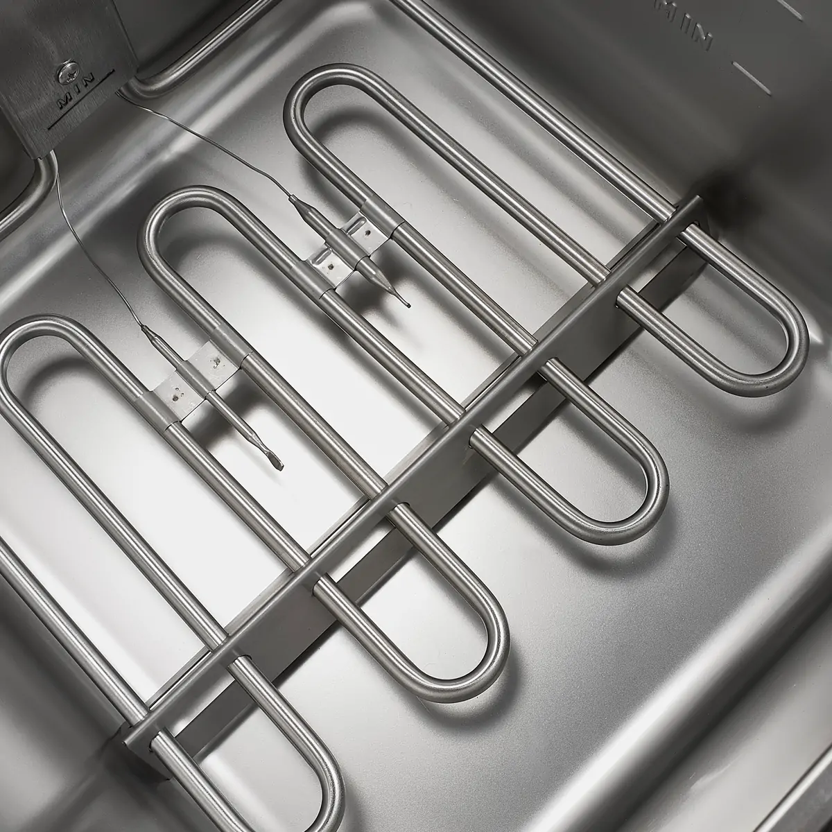 Commercial fryer heating element and temperature sensor